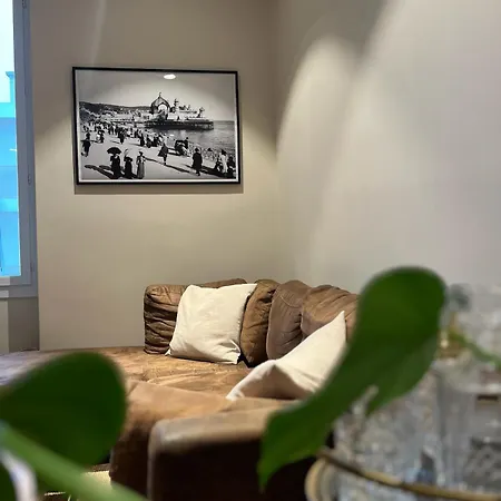 Urban Design 6 People Near Dowtown With Air Conditioning & Netflix Apartamento